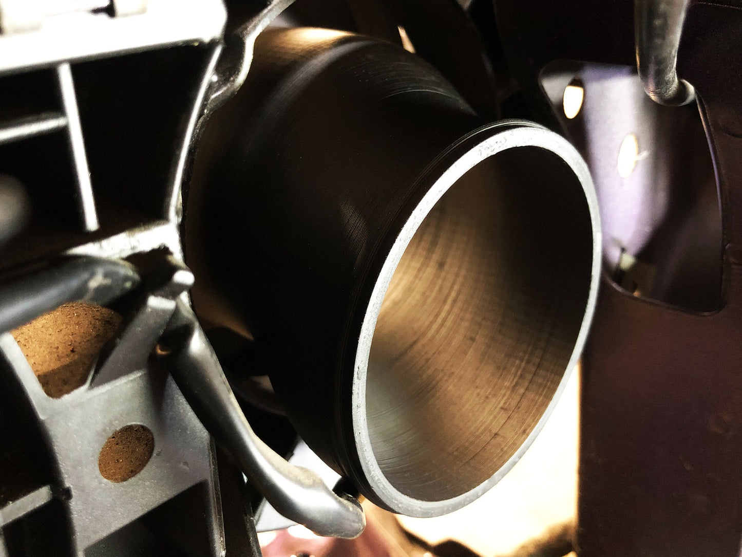 BMW E30 high beam replacement air duct