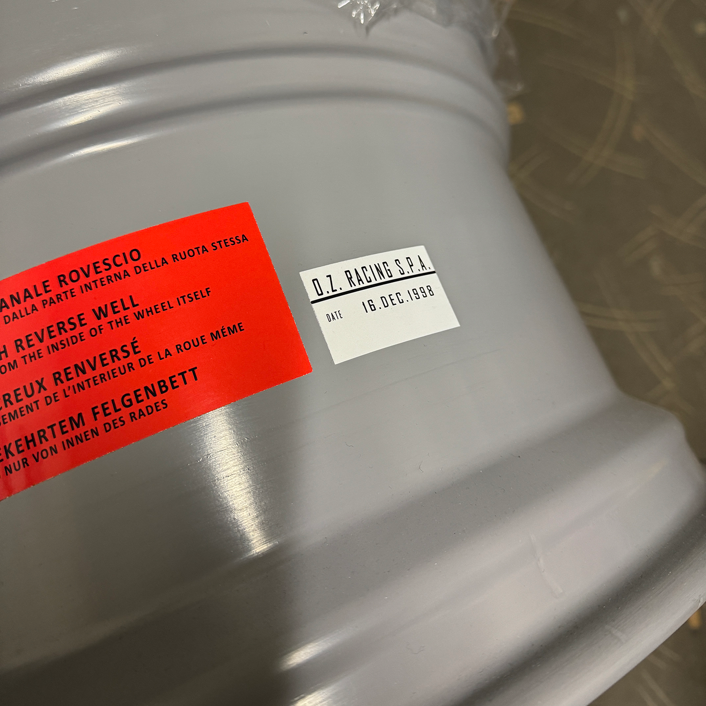 OZ Racing production date sticker