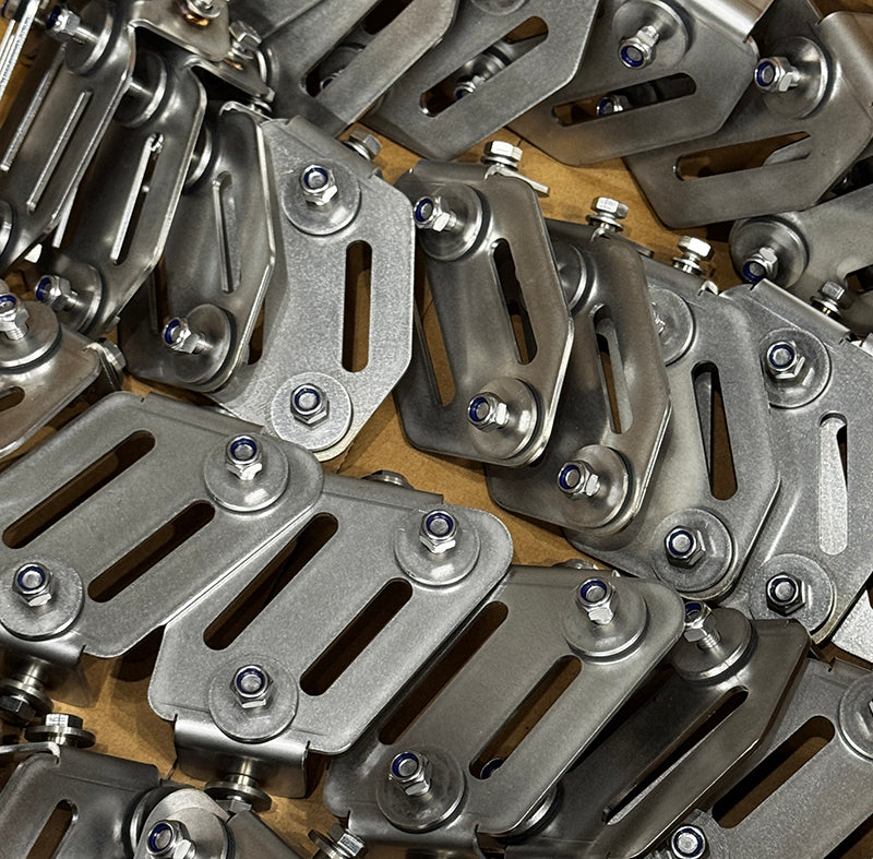 W201 Prefacelift 82-88/09 Rear bumper bracket pair