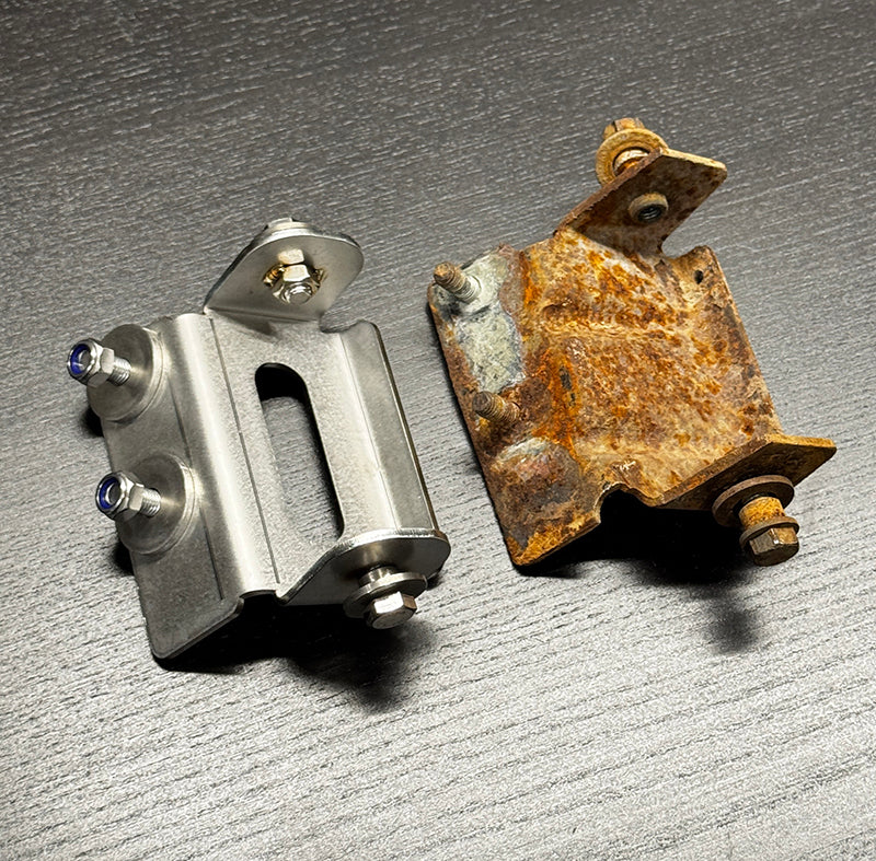 W201 Facelift 88/09-93 Front bumper bracket pair